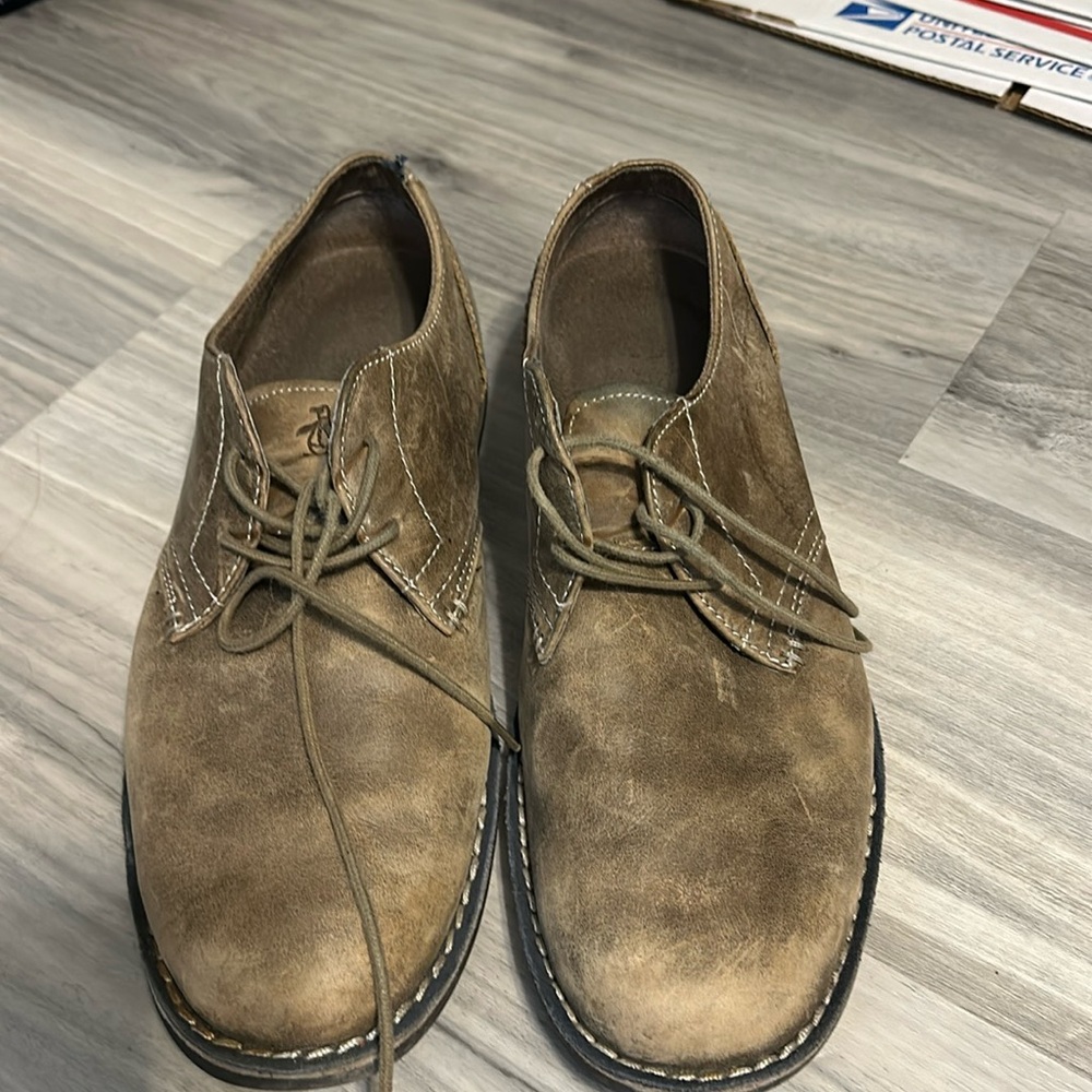 Size 10.5 penguins shoes